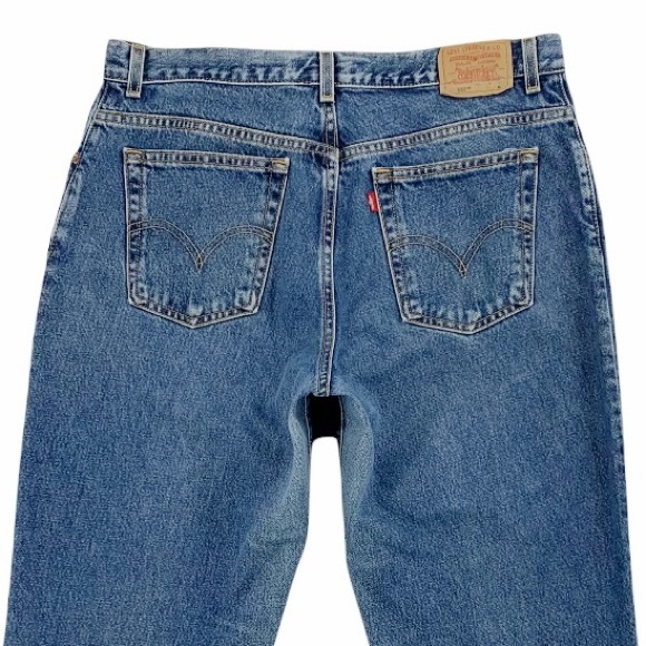 Levi’s Woman's 550 Classic Relaxed Blue Jeans Tapered Leg - Picture 2 of 16